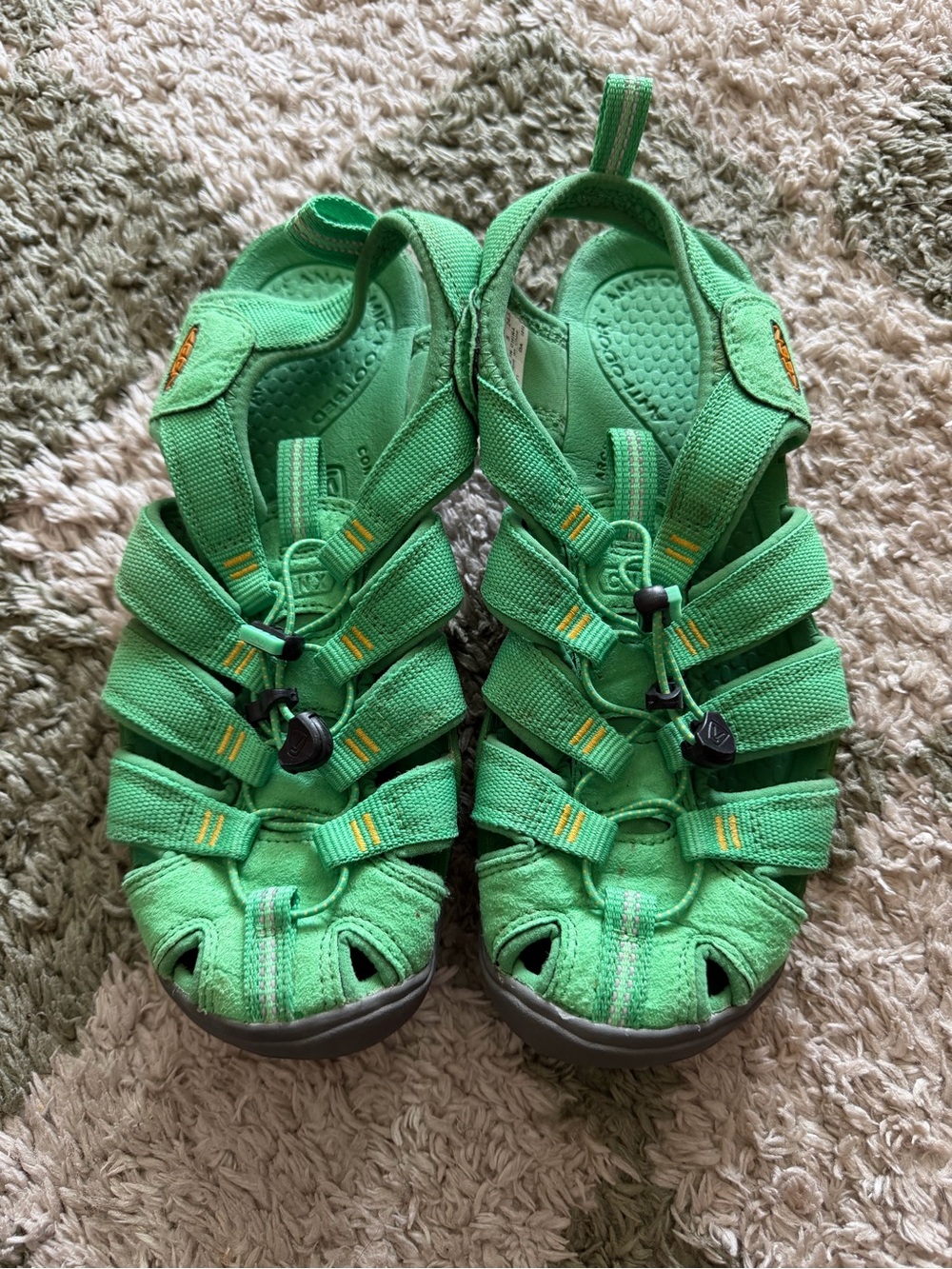Keen Women's Green Outdoor Closed-Toe Sandals with Yellow Accents